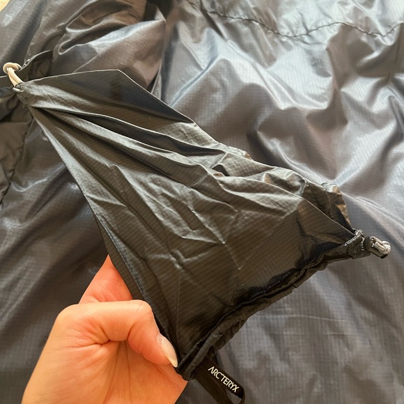 Arc'teryx Dark Navy Outdoor Jacket
NUCLEI FL JACKET WOMEN’S - Picture 5 of 5